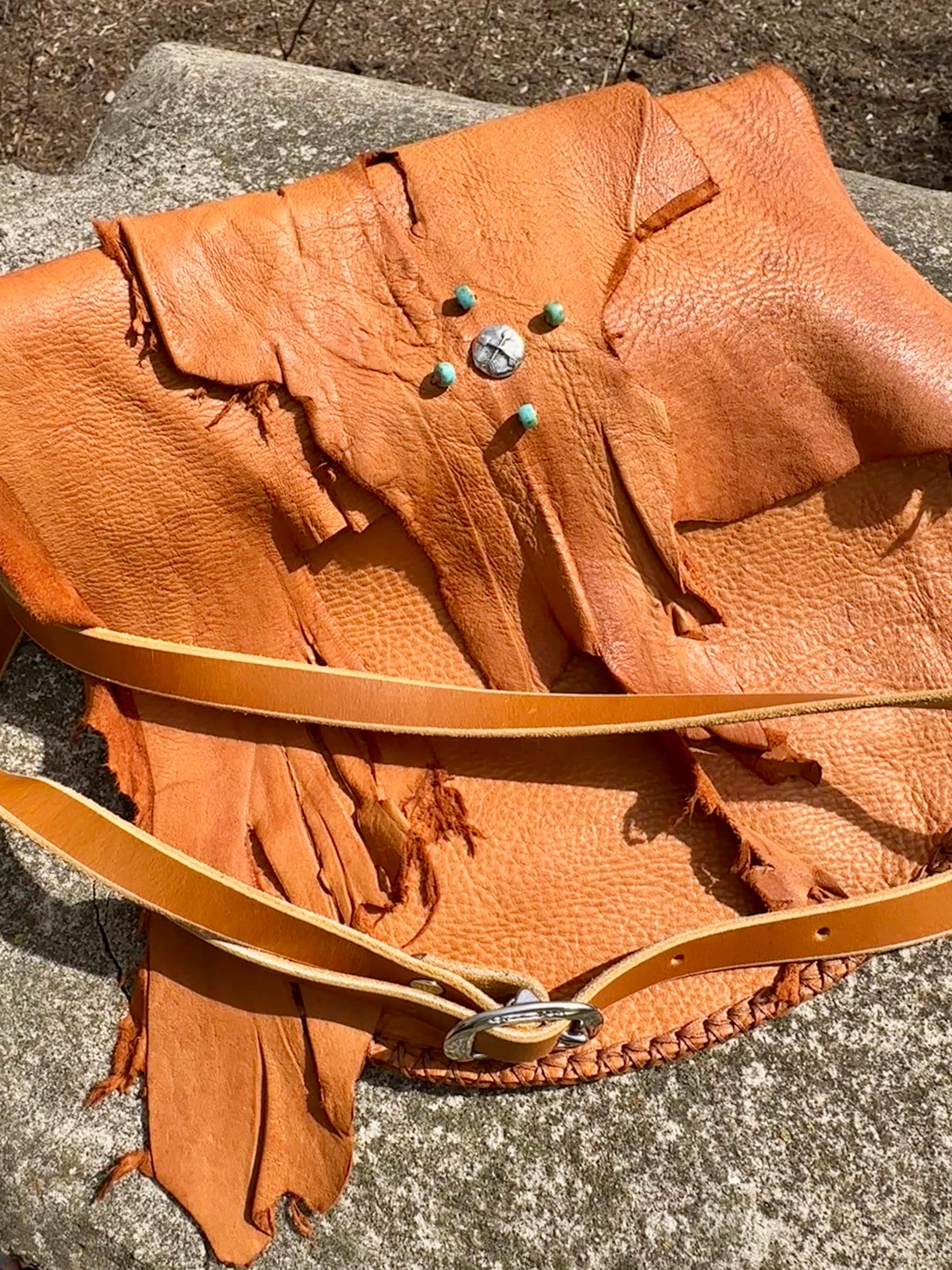 Bridger Leather Elk Leather Crossbody