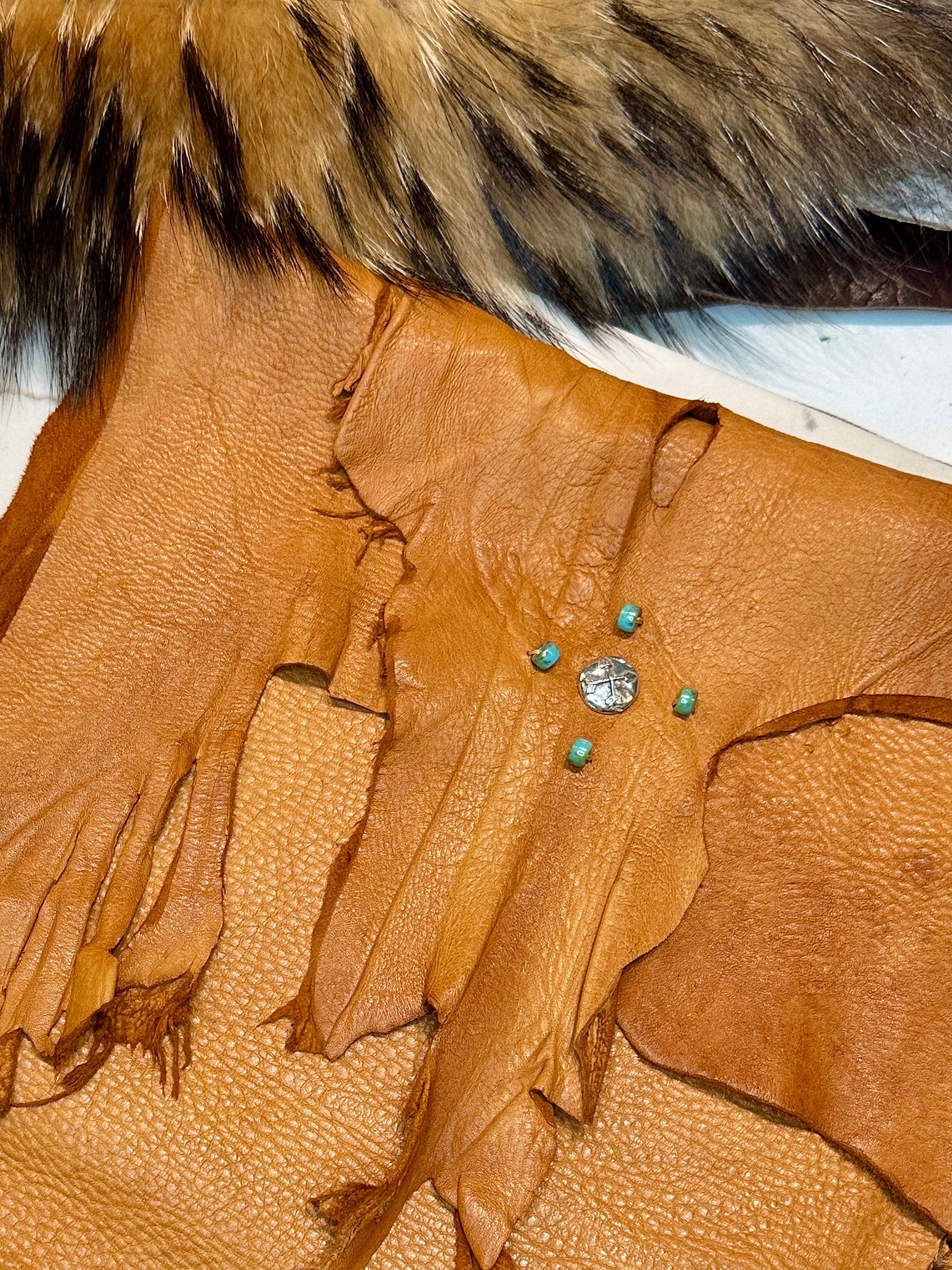 Bridger Leather Elk Leather Crossbody detail