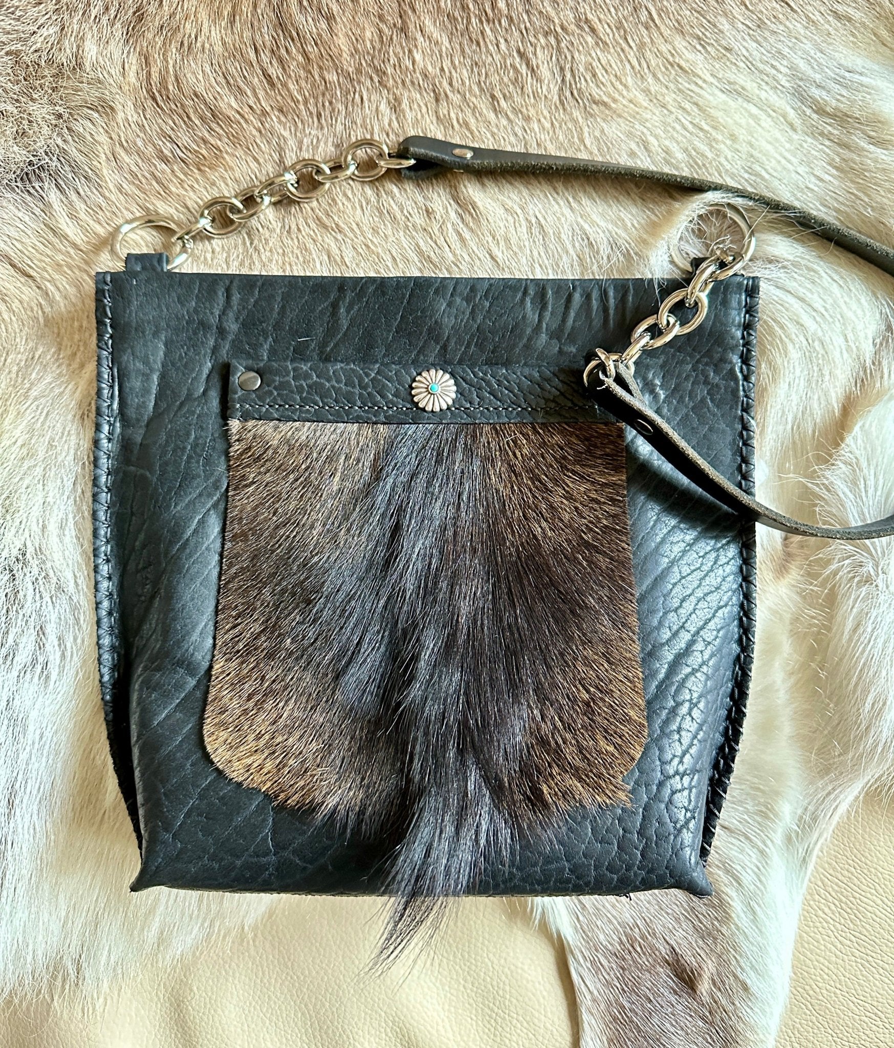 Little Fawn Shoulder Bag with Goat Pocket - Bridger Leather