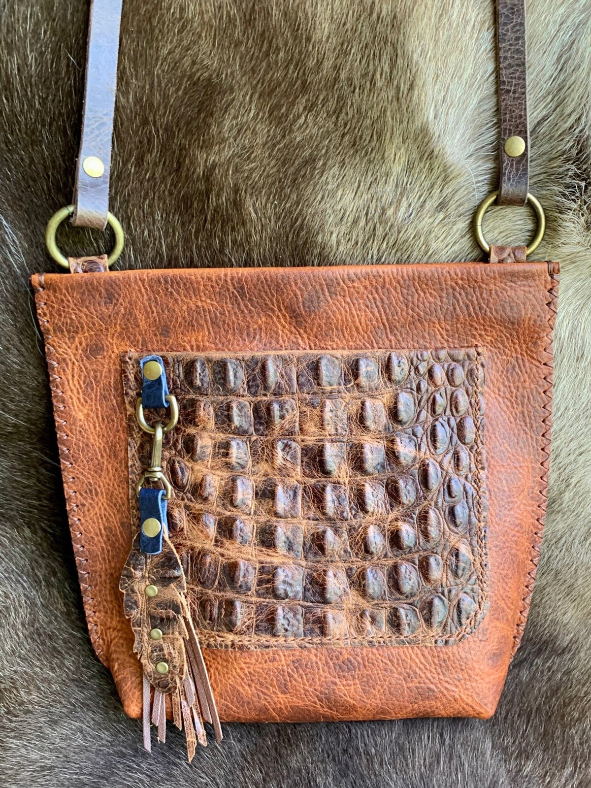 Little Fawn No.32 - Crossbody Bag - Bridger Leather